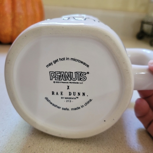 🦃Rae Dunn BOO! So Cute it’s Scary Mug Peanuts collectors edition 24 ounce - Picture 5 of 7